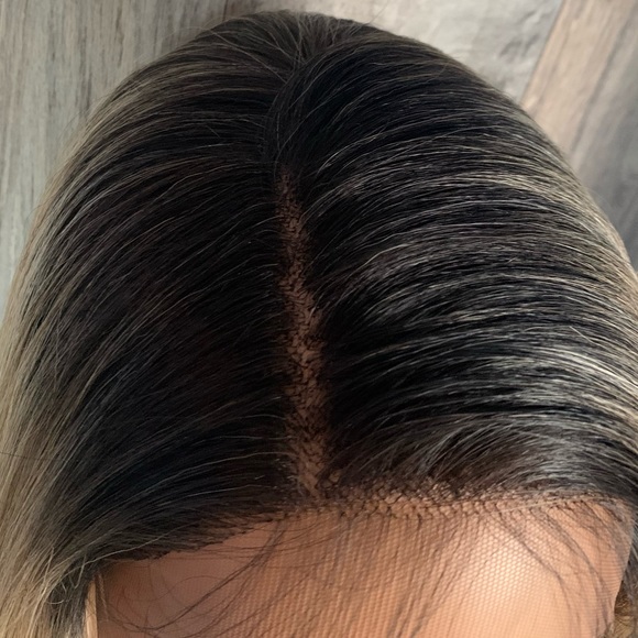 Ombre Mixed Blonde Straight Lace Front Wig - Picture 7 of 9